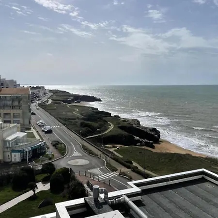 Facing South, Magnificent 180 Degree View Facing The Sea Apartamento *