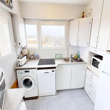 Apartamento Facing South, Magnificent 180 Degree View Facing The Sea *