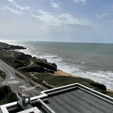 Facing South, Magnificent 180 Degree View Facing The Sea Apartamento
